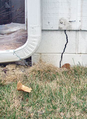 foundation wall cracks due to street creep in Excelsior Springs
